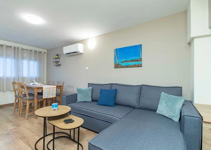 Quiet 7-hills Appartement